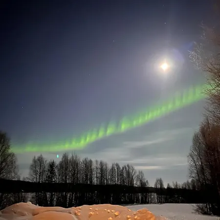 Aurora River - Private Location & Sauna